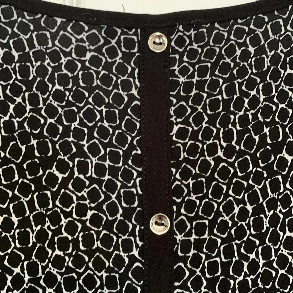 Laura 3X - Picture 5 of 6